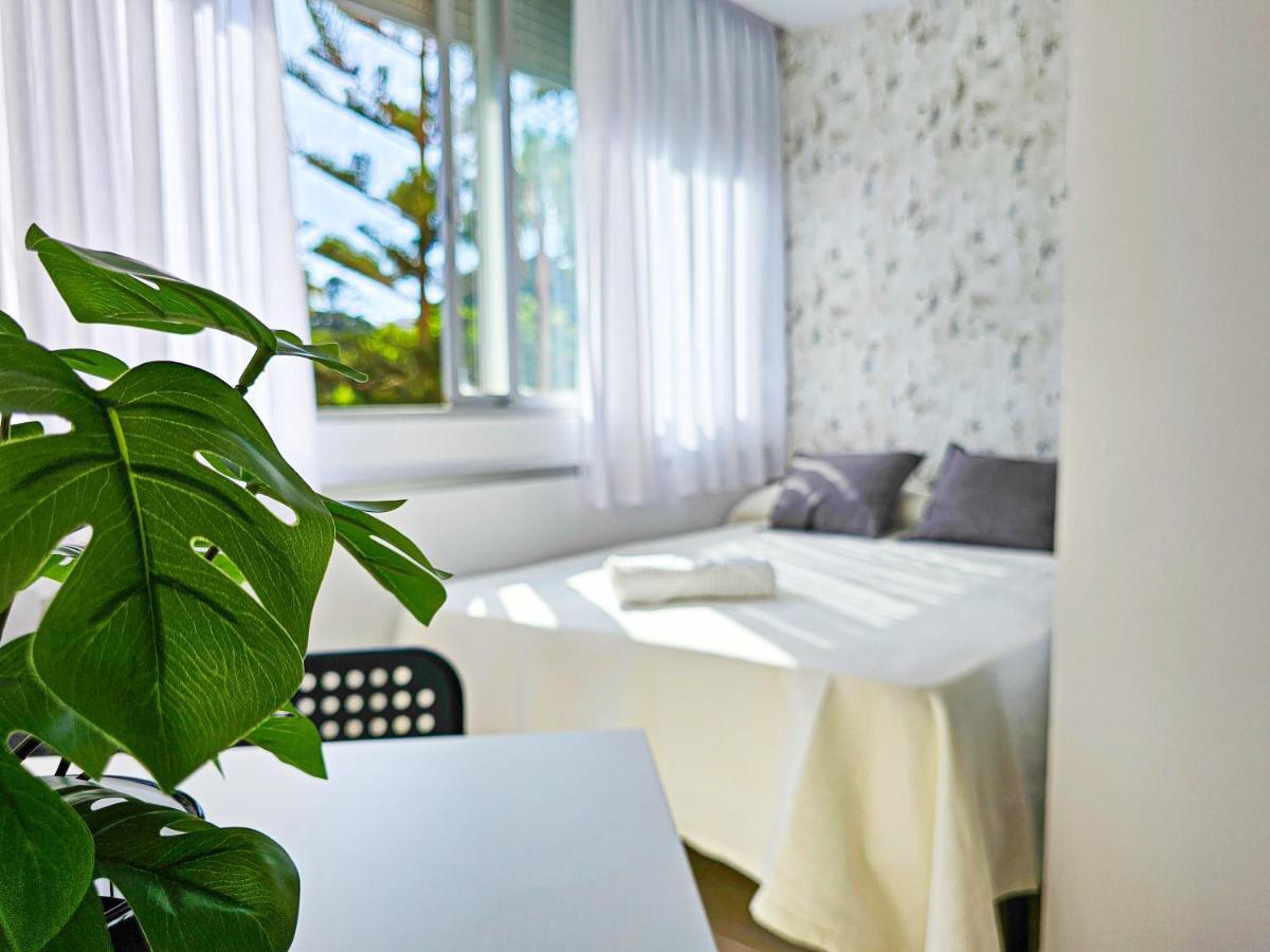 Estudio Vip Mediterraneo - Alojamientos La Torre Torre Del Mar Exterior foto